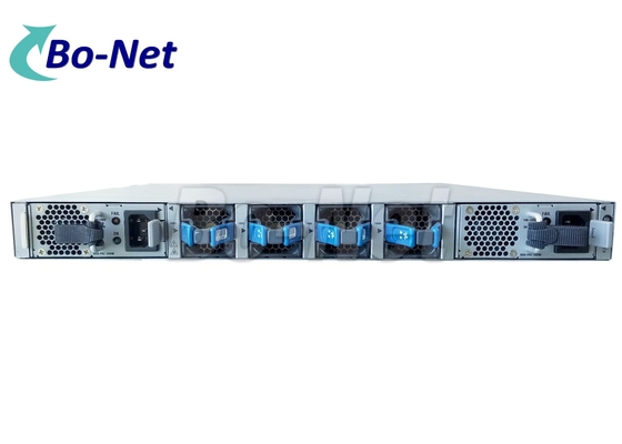 1.4 Tbps 4 SFP+ Ports Nexus 3132Q Cisco Gigabit Ethernet Switch